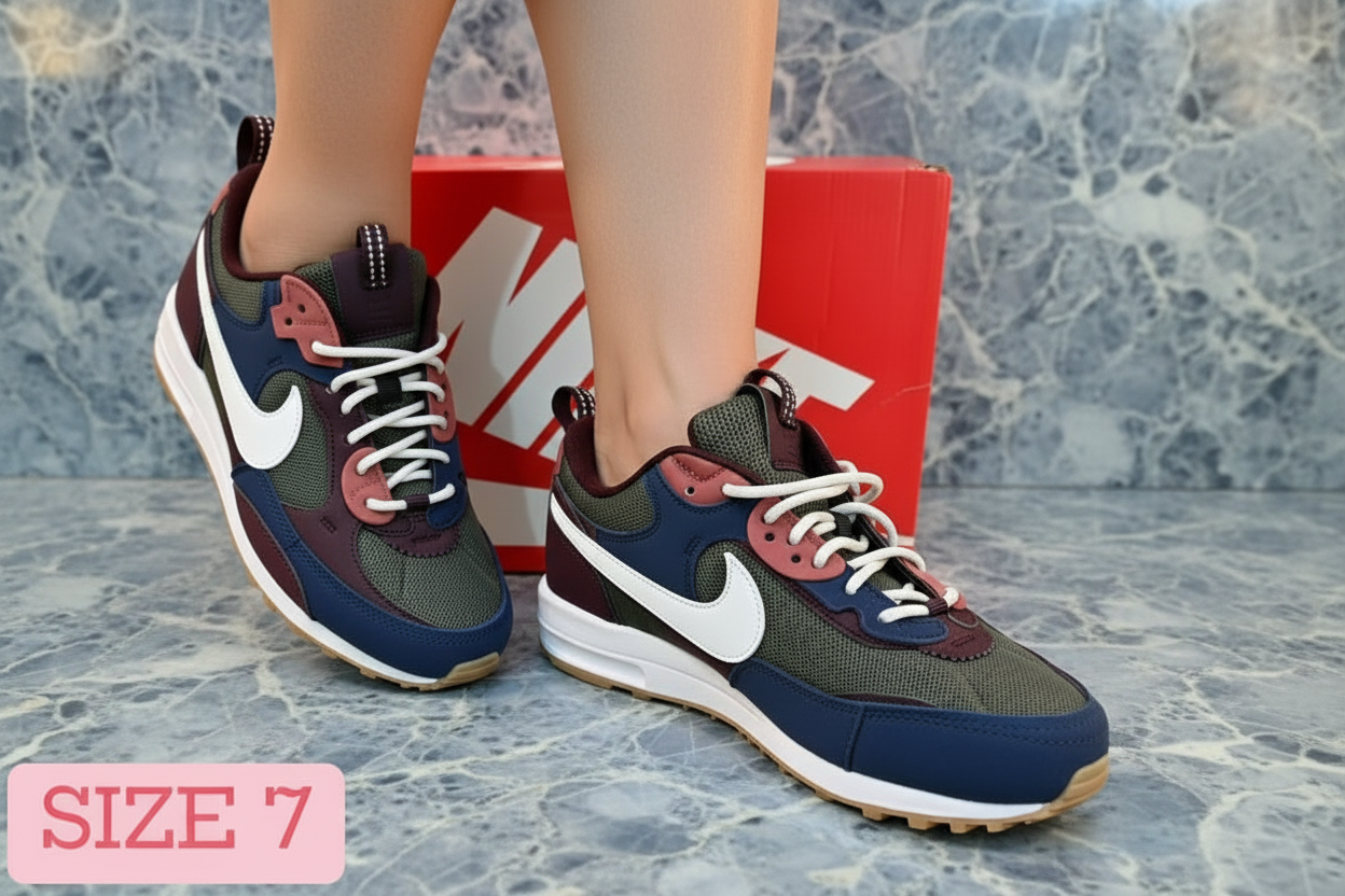 NIKE SHOES