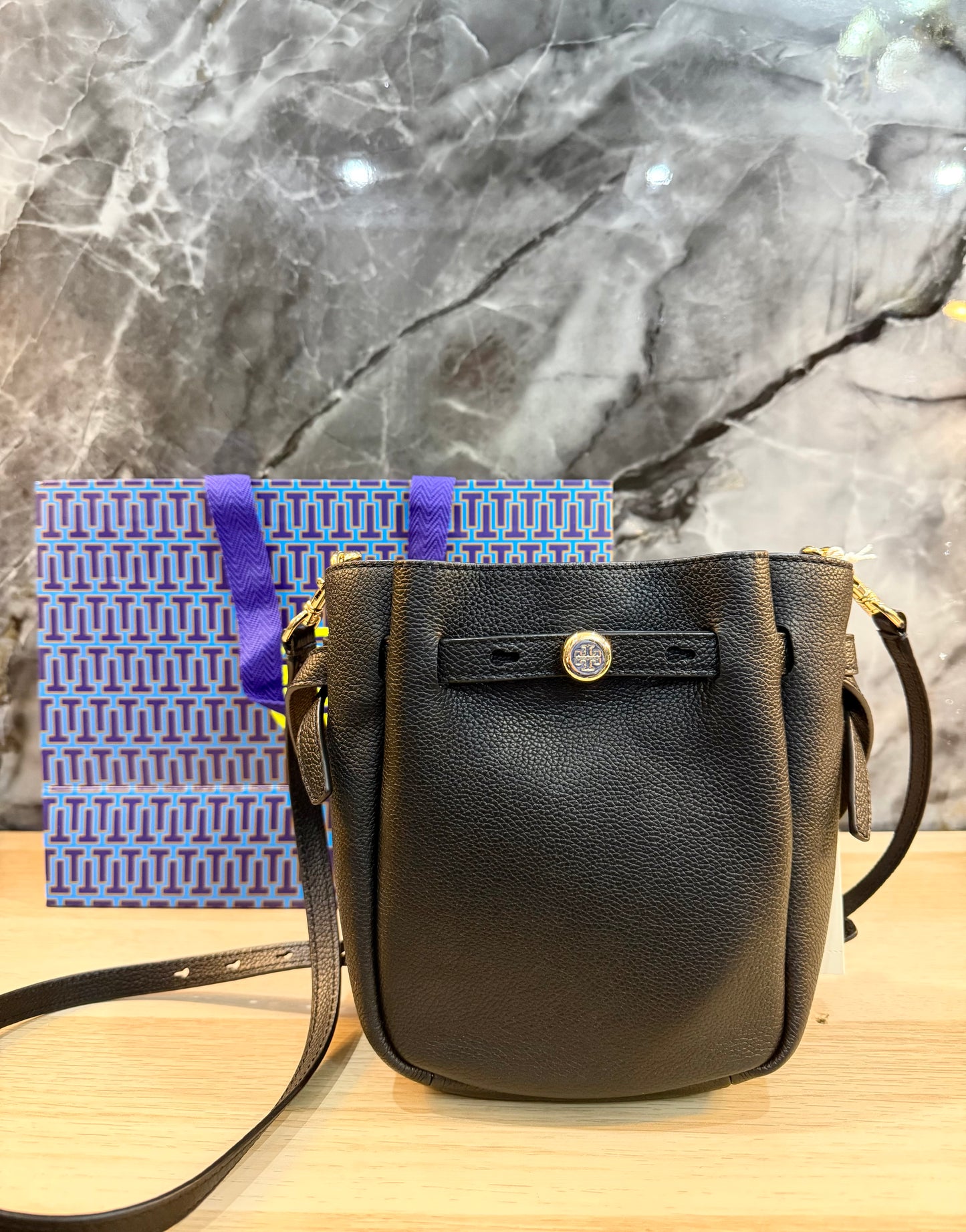 TORY BURCH MINI ROMY CROSSBODY - BLACK