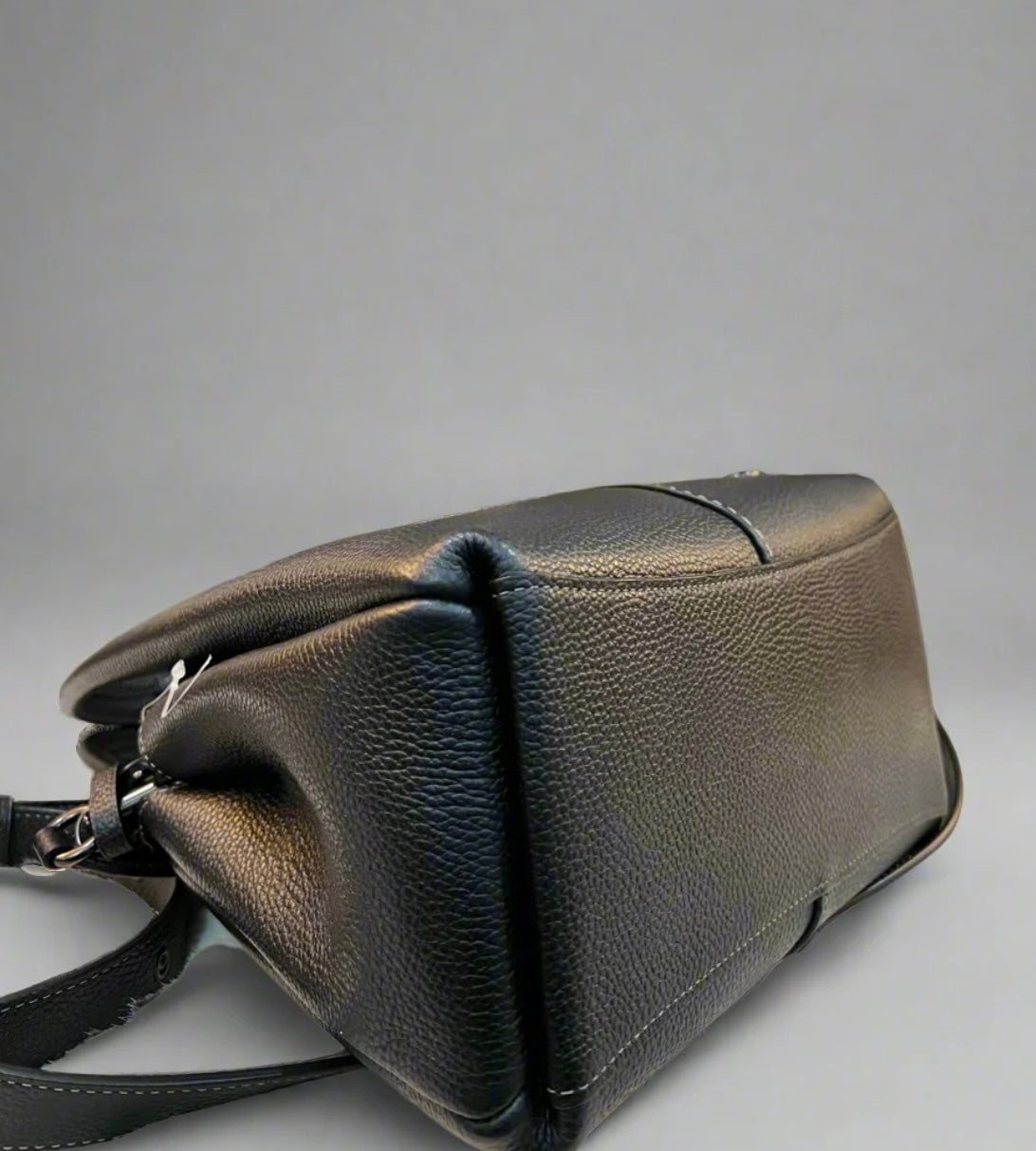COACH LANA 23 LOGO PLAQUE - BLACK