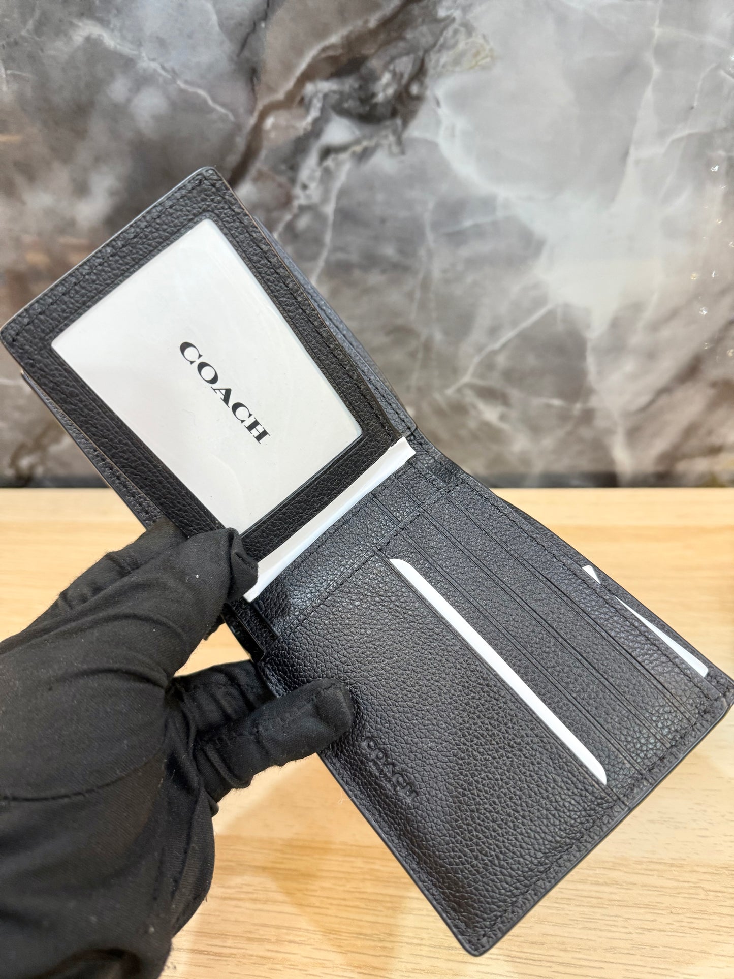 COACH MEN’S BIFOLD WALLET WITH INSERT - PLAIN BLACK