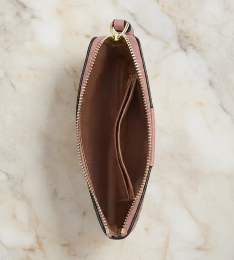 COACH SMALL CORNER SINGLE ZIP WRISTLET - SIGNATURE BROWN/PINK
