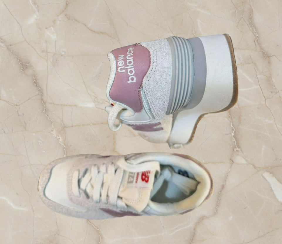 NEW BALANCE