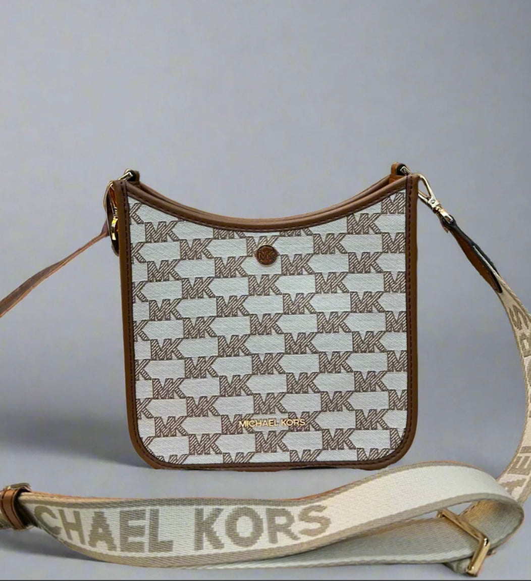 MICHAEL KORS BRYLE SMALL LOGO CANVAS MESSENGER CROSSBODY BAGS