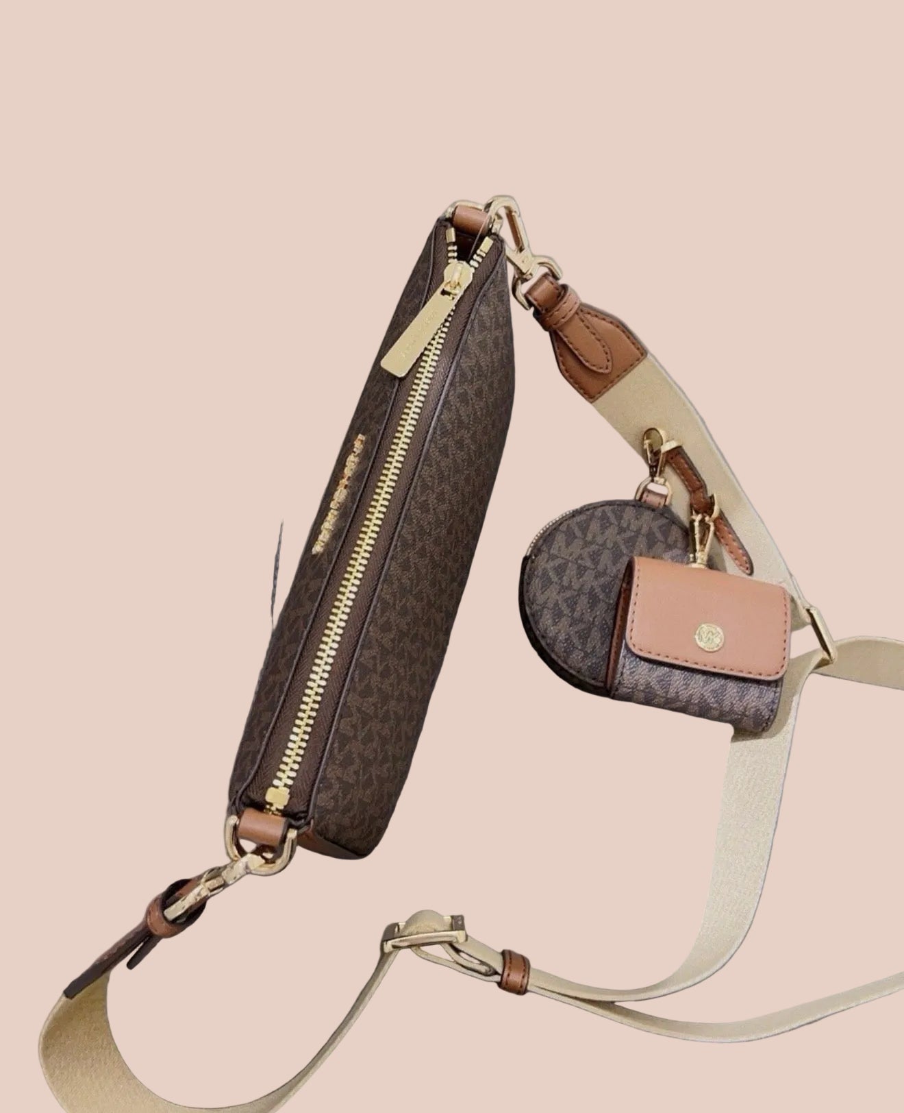 MICHAEL KORS JET SET SIGNATURE LOGO BROWN WITH ATTACH