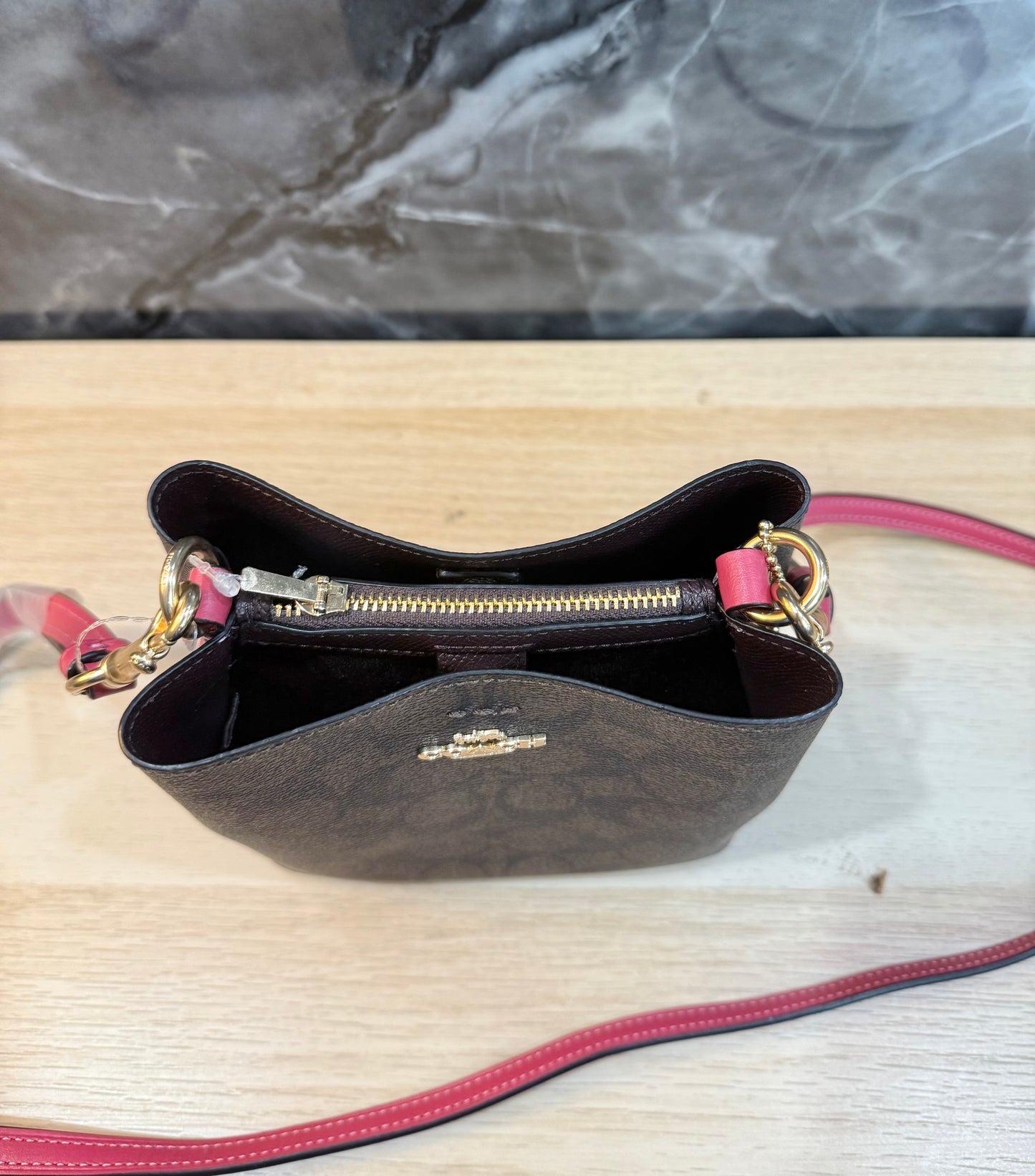 COACH MINI TOWN BUCKET - SIGNATURE COATED CANVAS & SMOOTH LEATHER