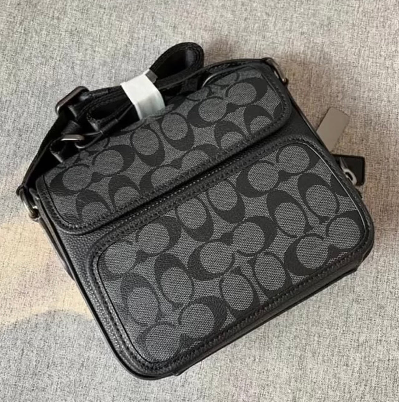 COACH SULLIVAN FLAP CROSSBODY - SIGNATURE CANVAS/CHARCOAL BLACK