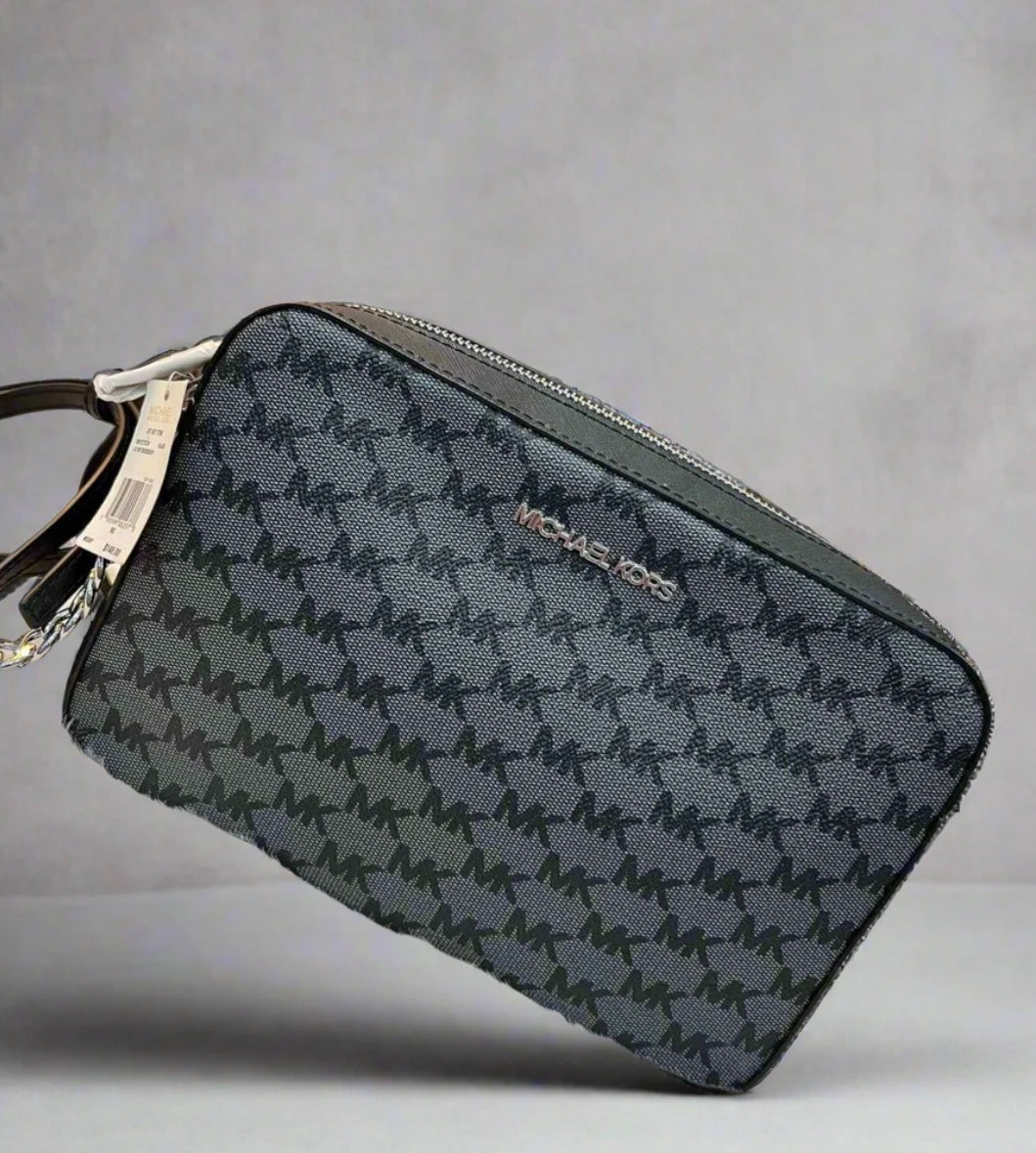 MICHAEL KORS EW JET SET CAMERA BAG MINOGRAM BLACK-GREY - PVC LEATHER ( BOUTIQUE STORE )