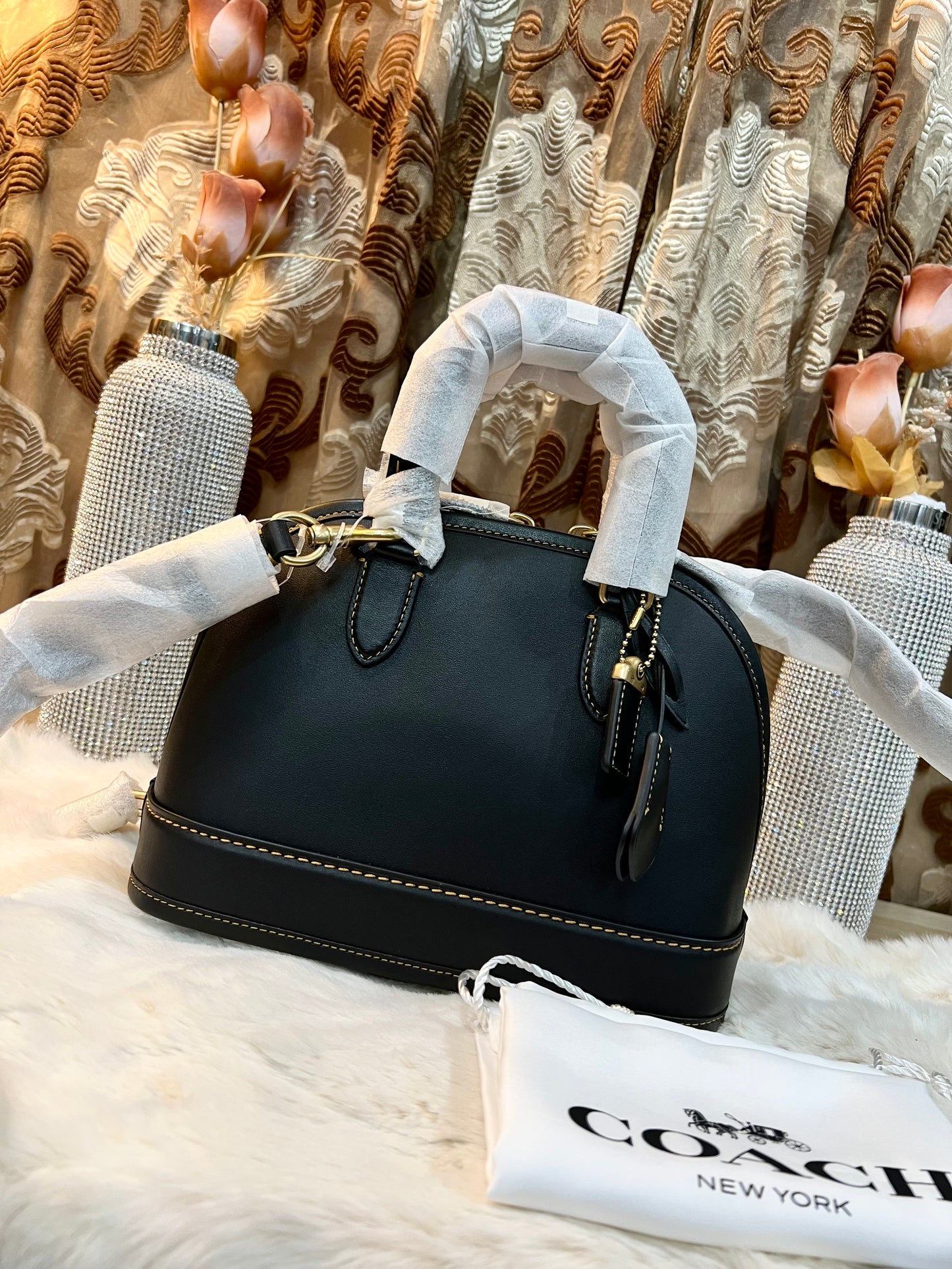 COACH REVEL 24 - GLOVETANNED LEATHER