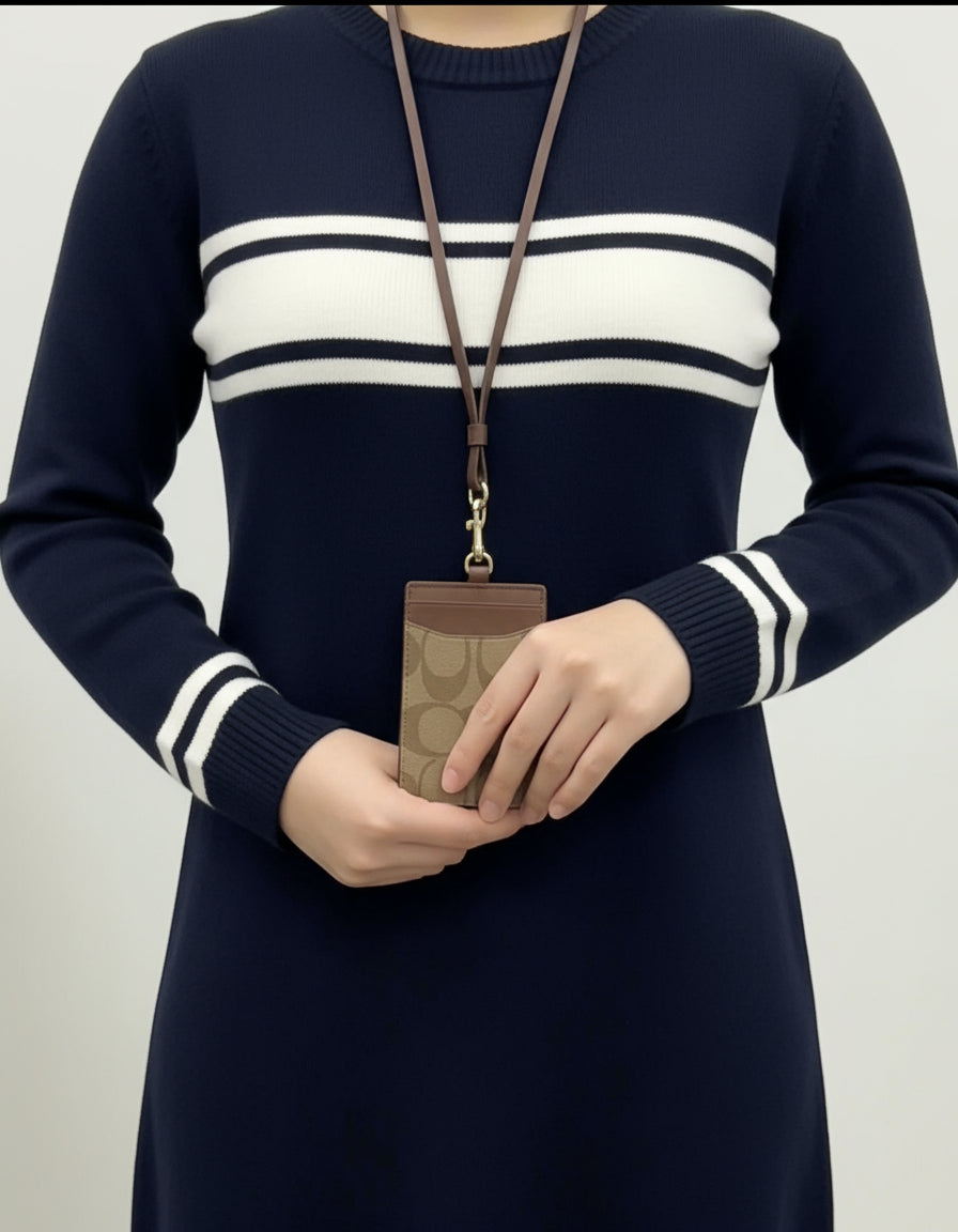 بطاقة هوية المدرب لاين يارد