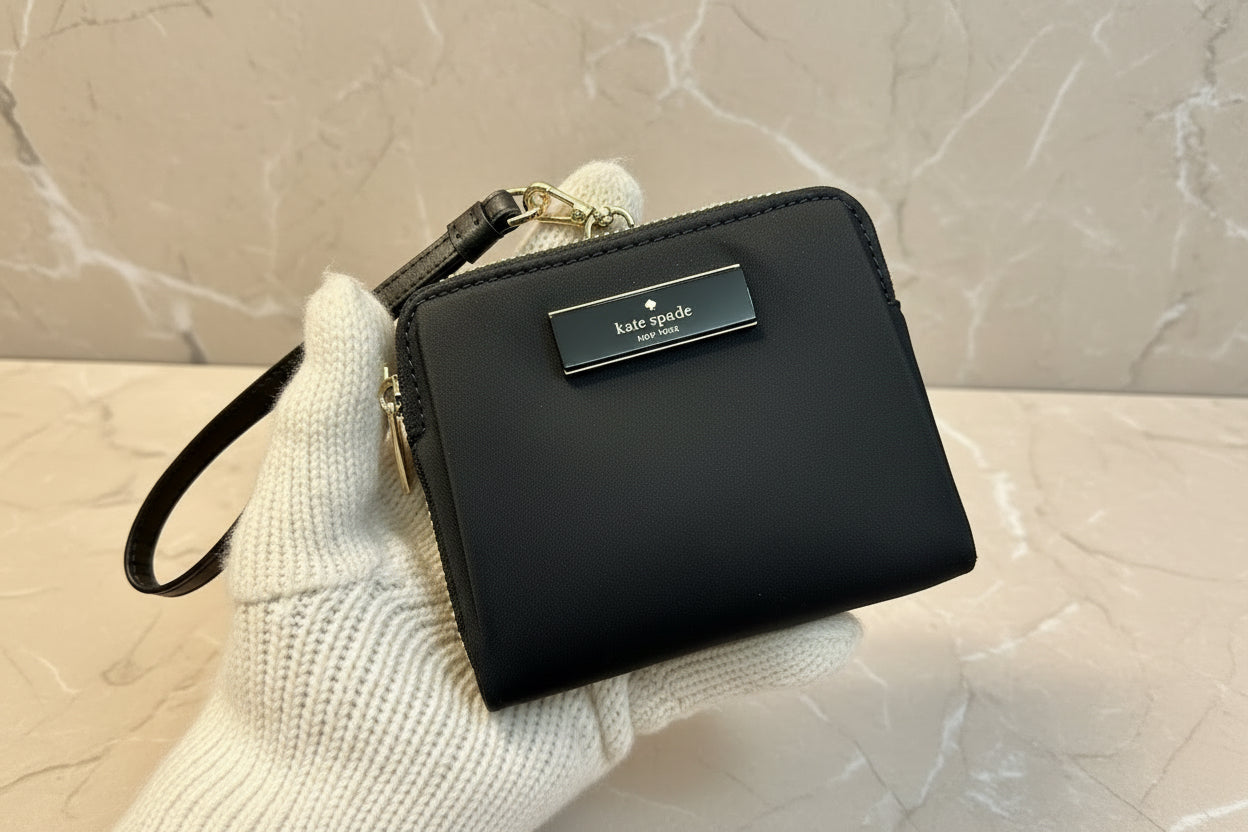 Kate Spade Carter ID Lanyard/Wallet - Black