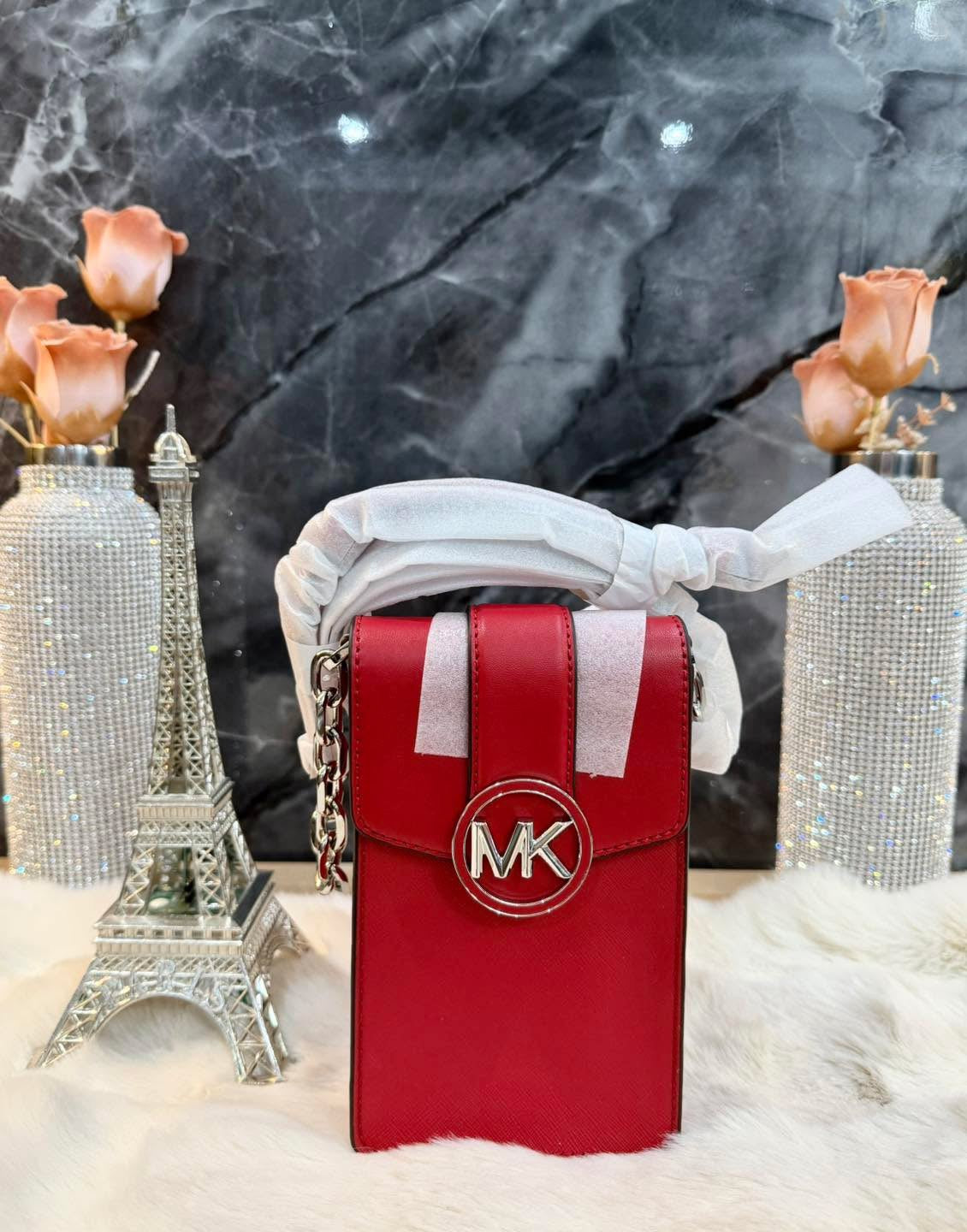 MICHAEL KORS CARMEN SMARTPHONE CROSSBODY - RED