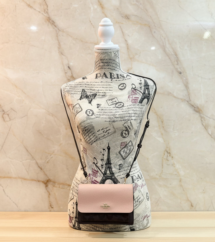 حقيبة كوتش قابلة للطي 3 في 1، حقيبة خصر/حقيبة كروس/حقيبة بودي - لون وردي فاتح، بنقشة جلد الثعبان المميزة