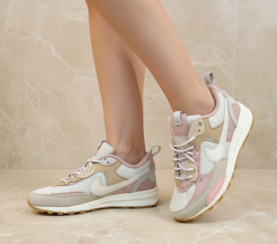NIKE AIR MAX 90 FUTURA - SIZE: US 6:5/EURO 37.5/23.5 CM