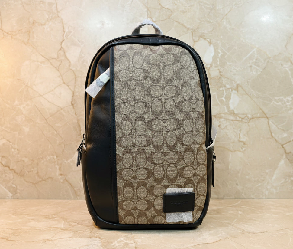 حقيبة ظهر كبيرة من كوتش