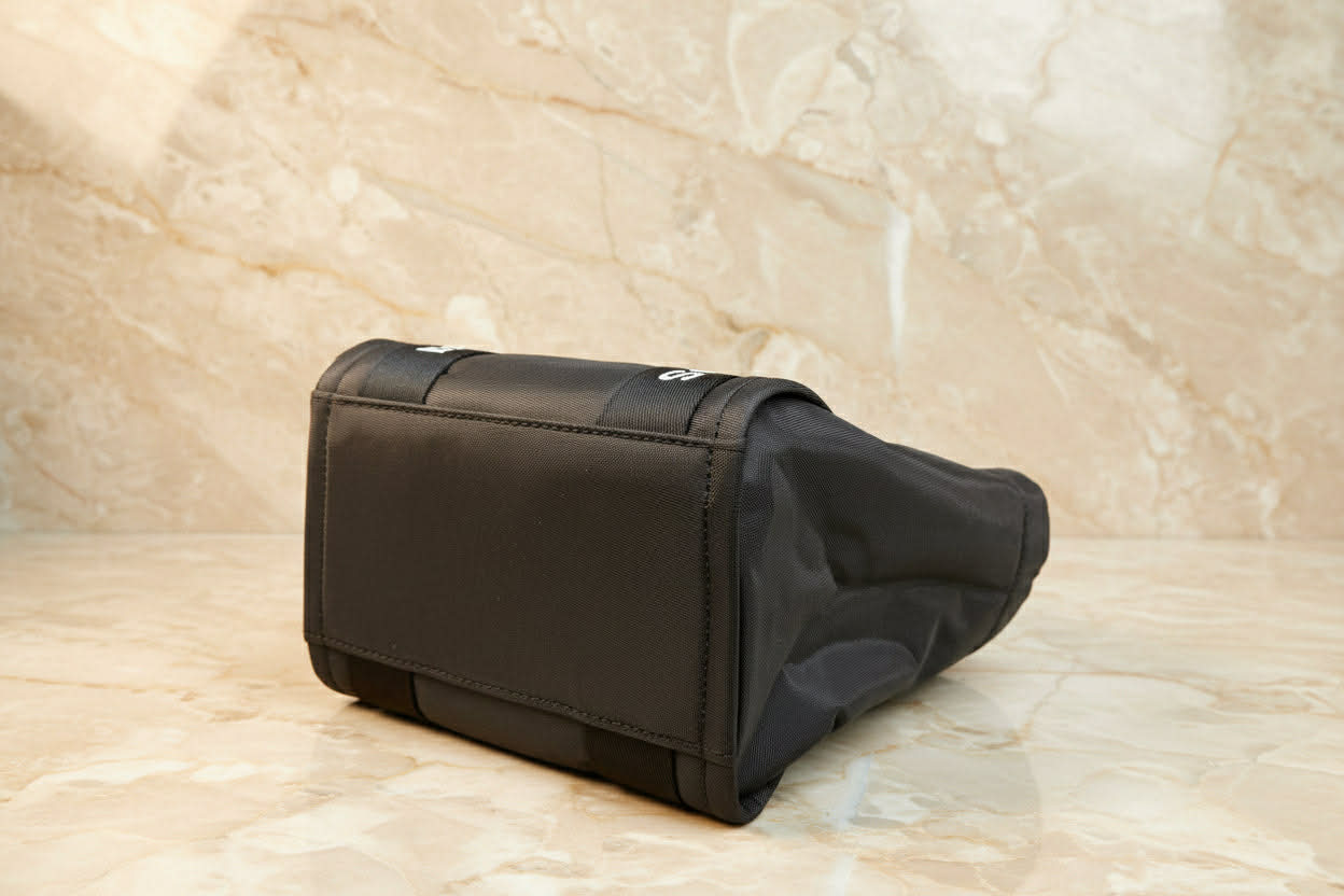 MARC JACOBS SMALL NYLON ZIP TOTE