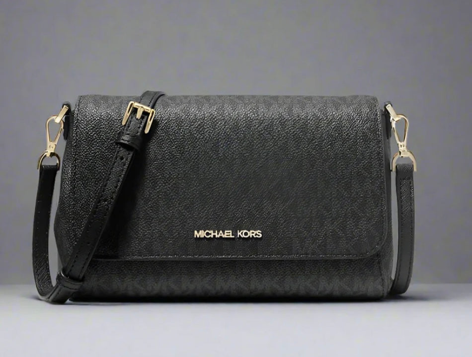 MICHAEL KORS LOGO FLAP CROSSBODY - MONOGRAM BLACK COLOR