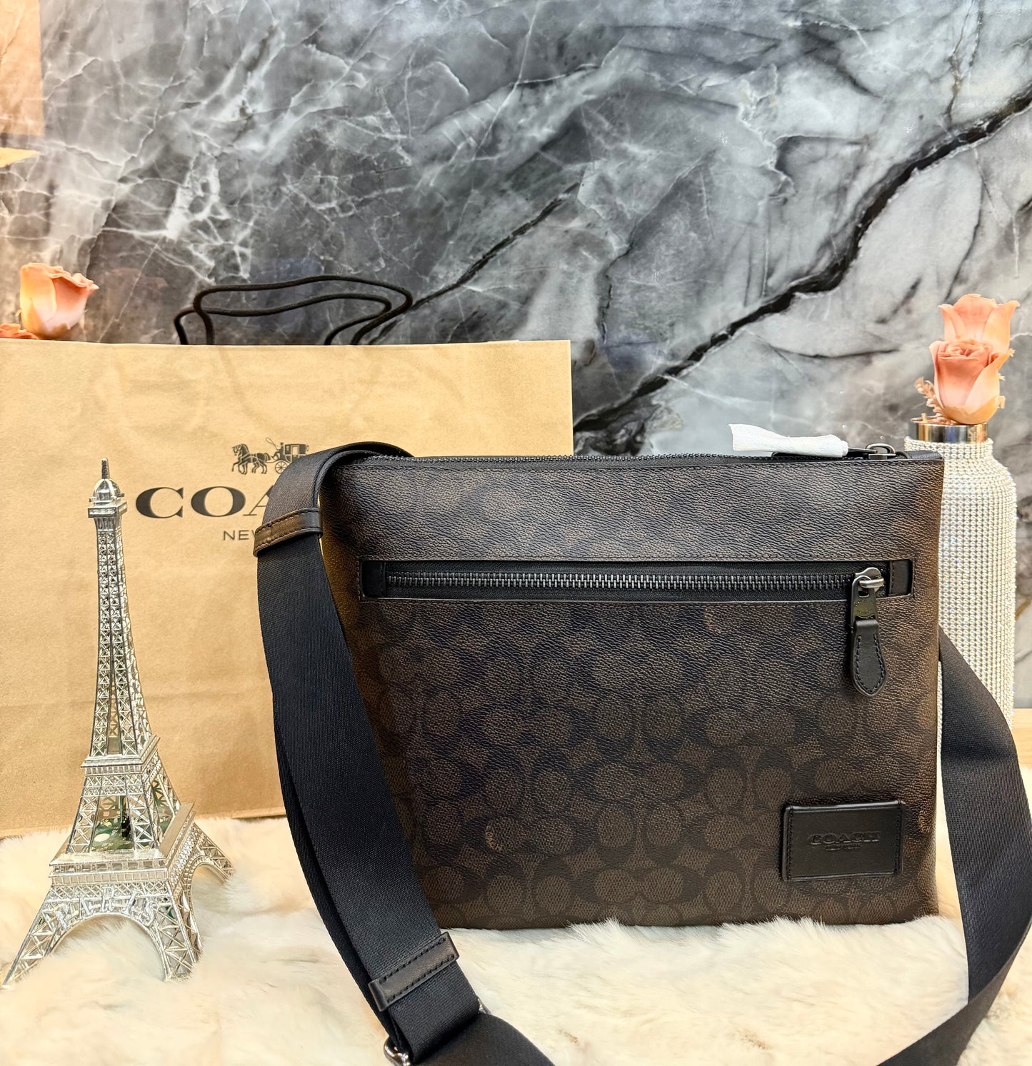 COACH DISCTRICT CROSSBODY BAG IN SIGNATURE CANVAS - MAHOGANY COLOR