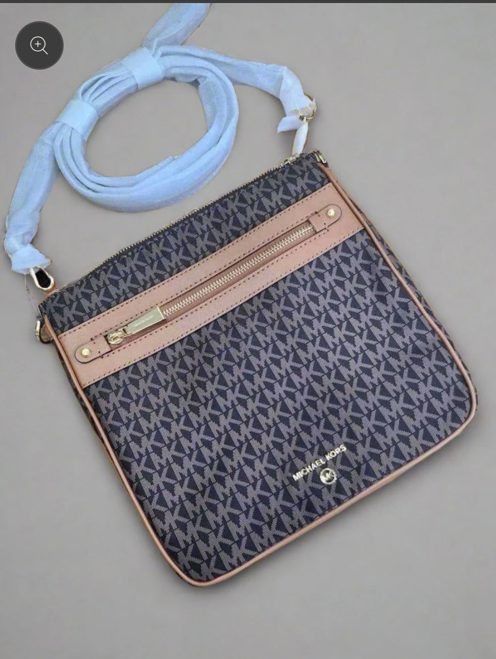 MICHAEL KORS CHARM NORTH/SOUTH CROSSBODY