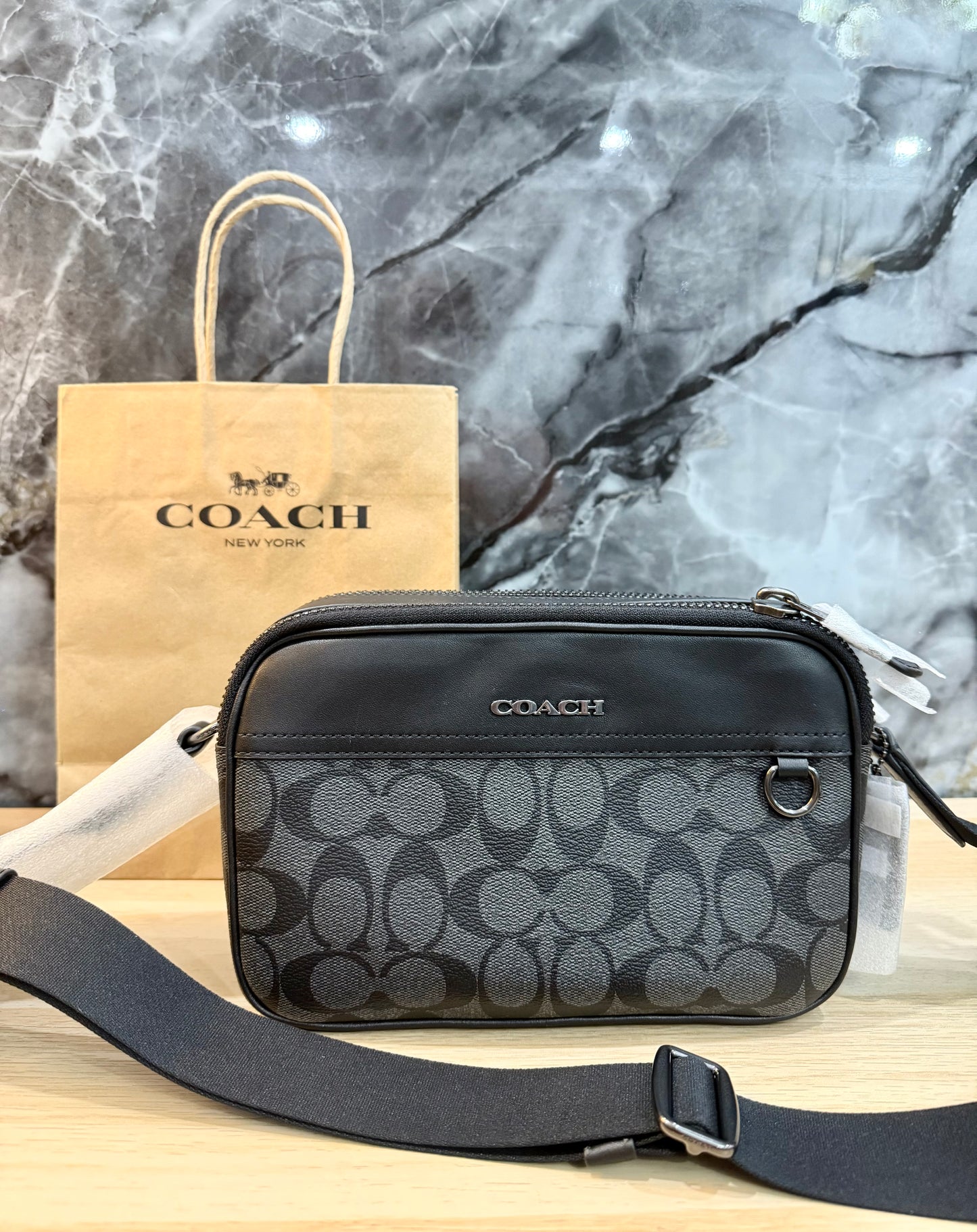 COACH GRAHAM CROSSBODY - SIGNATURE COATED CANVAS/CHARCOAL BLACK