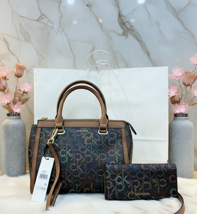 CALVIN KLEIN BUNDLE BAG & LONG WALLET JANAE SATCHEL CROSSBODY BAG IN SIGNATURE BROWN