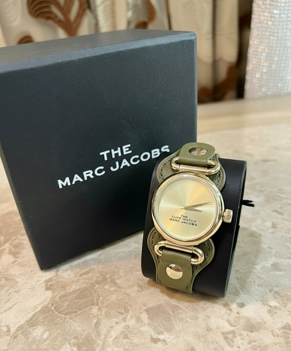 MARC JACOBS CUFF LEATHER WATCH