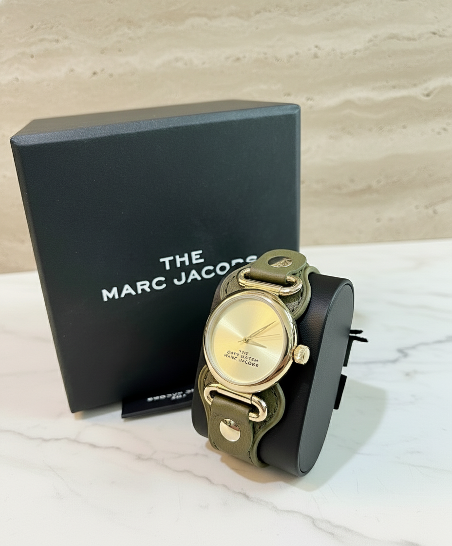 MARC JACOBS CUFF LEATHER WATCH