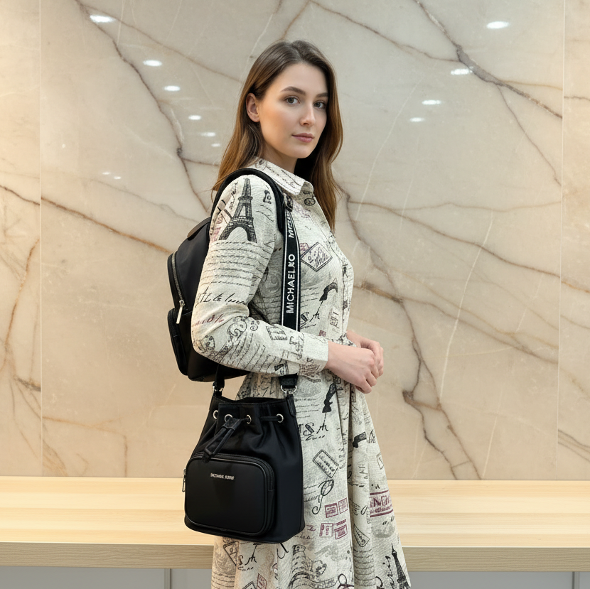 دلو مايكل كورس كاي - صغير