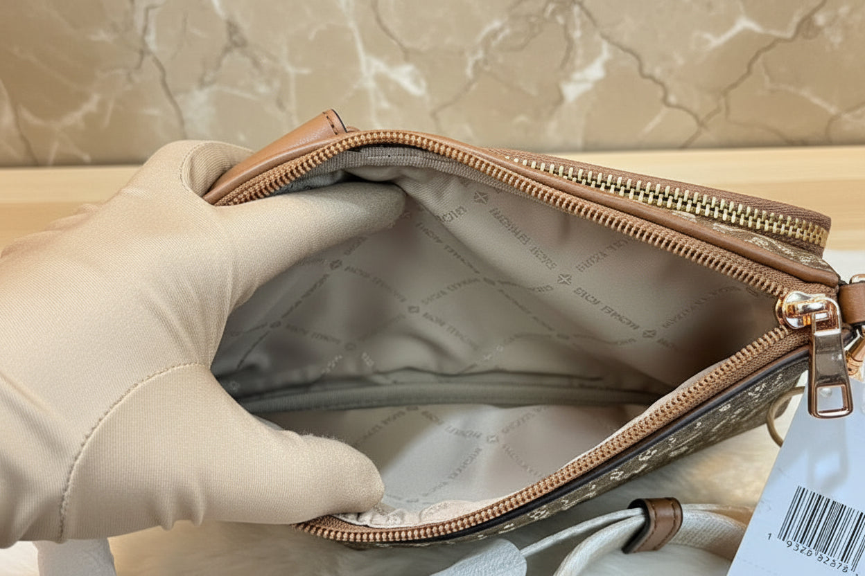 MICHAEL KORS HANOVER MEDIUM JACQUARD BELTBAG/BODY BAG