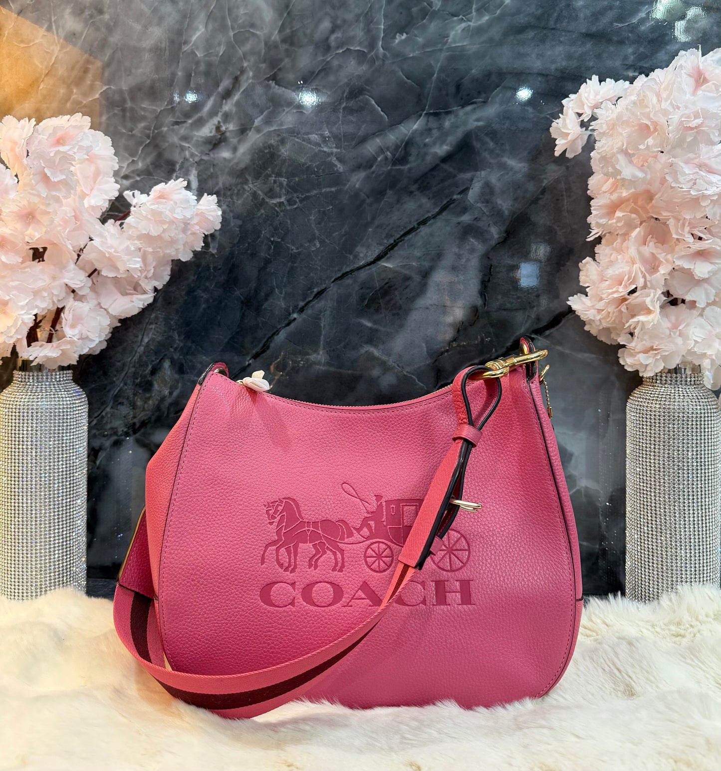 SALE‼️‼️COACH JES HOBO SHOULDER BAG - ROUGE/SILVER