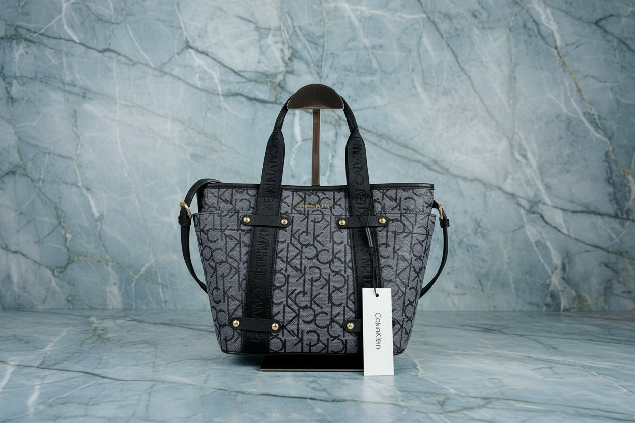 CALVIN KLEIN SATCHEL IN SIGNATURE CHARCOAL BLACK