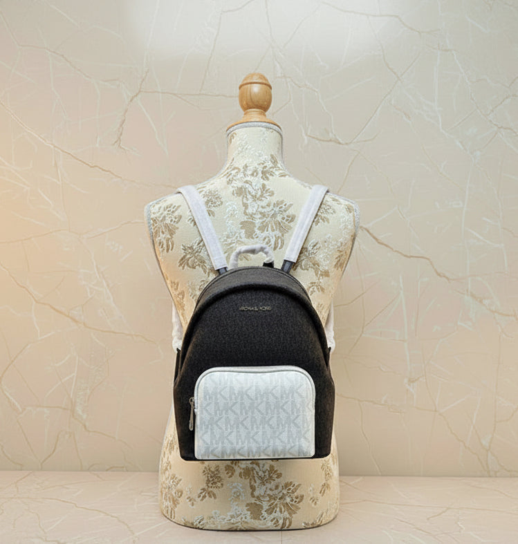 MICHAEL KORS MEDIUM ERIN BACKPACK SIGNATURE BLACK/WHITE