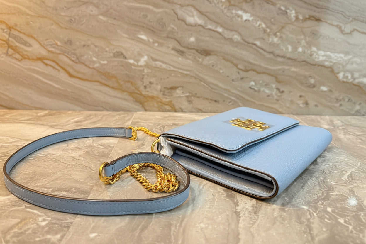 TORY BURCH BRITTEN CONVERTIBLE FLAP CLUTCH / CROSSBODY