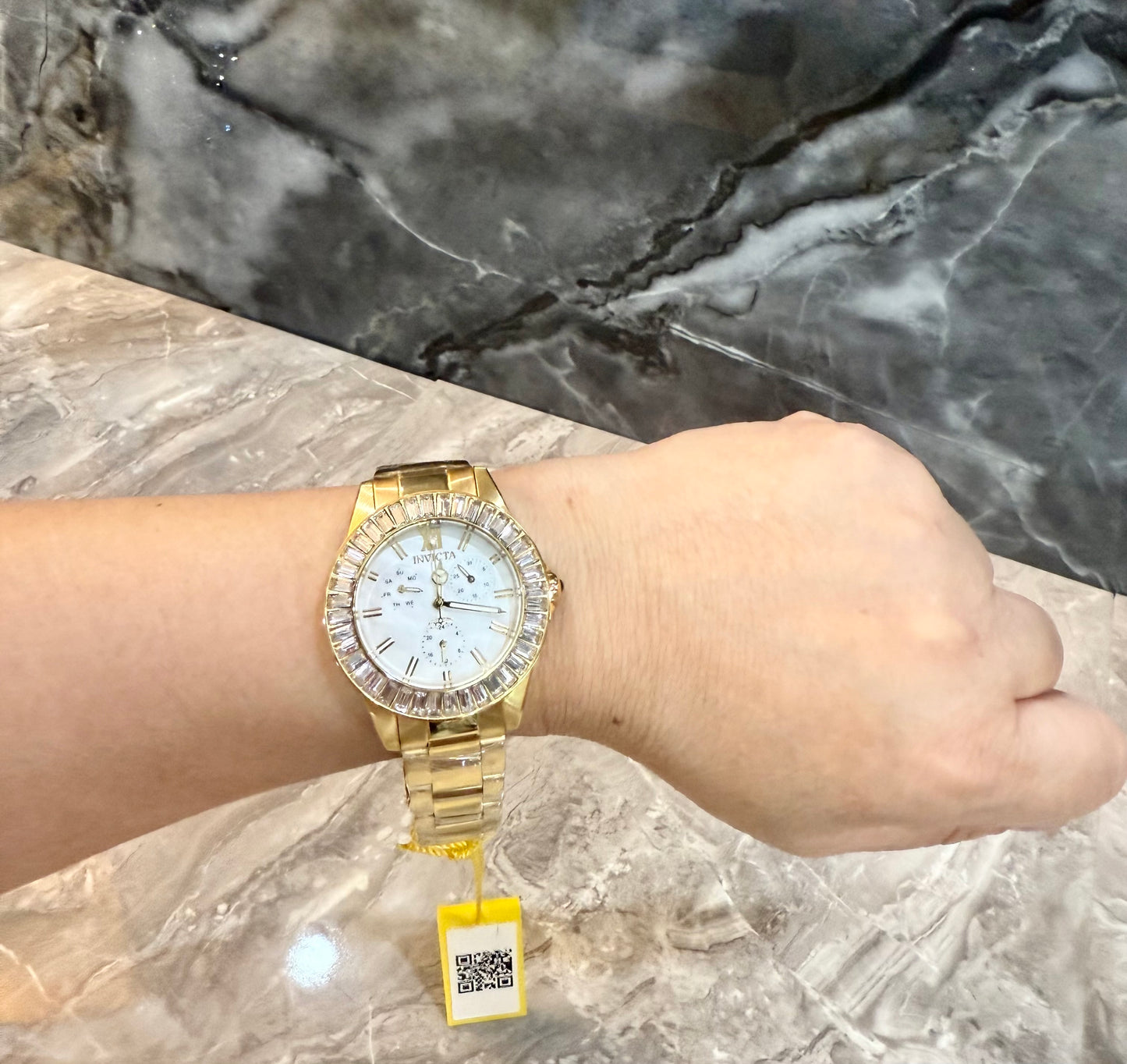 ساعة إنفيكتا أنجل النسائية - لون ذهبي