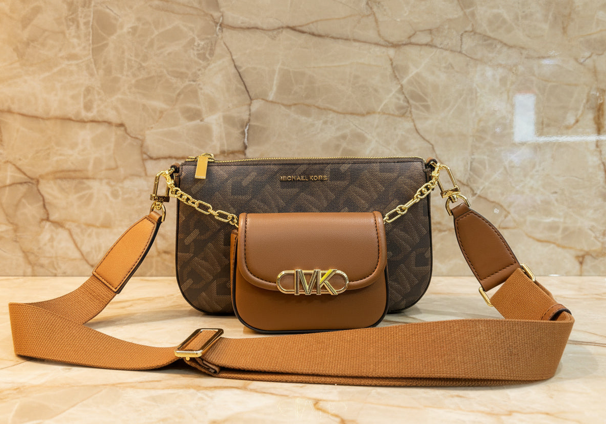 MICHAEL KORS EMPIRE SIGNATURE LOGO 2-IN-1 CROSSBODY BAG ( FROM BOUTIQUE STORE )