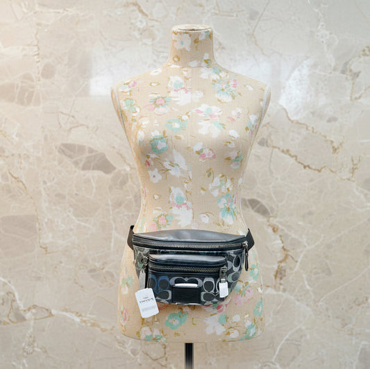 حقيبة خصر/حقيبة صدر من كوتش ويستواي - أخضر جرافيتي