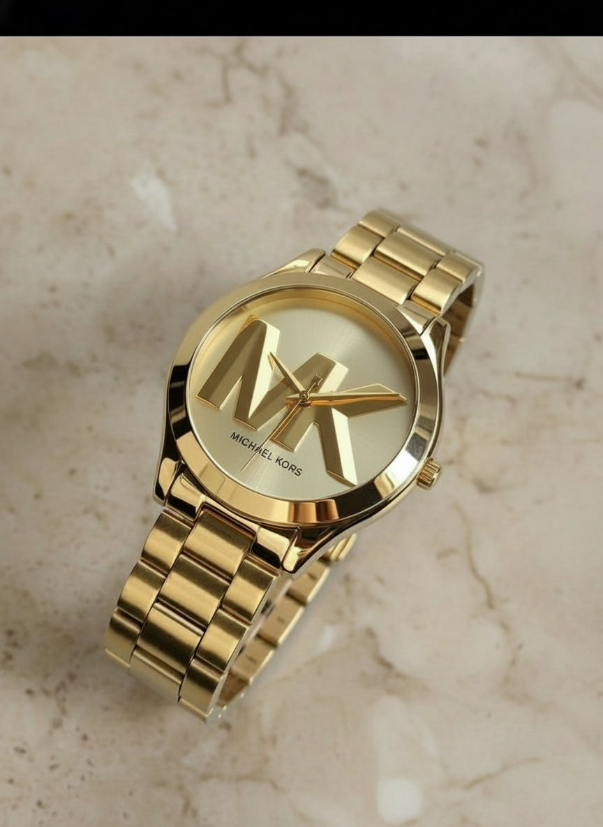 وجه كبير سليم من مايكل كورس