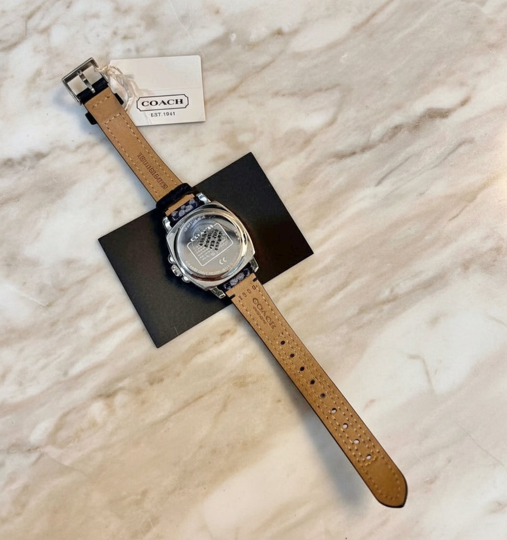 ساعة كوتش بوي فريند متوسطة الحجم - لون أزرق داكن مميز