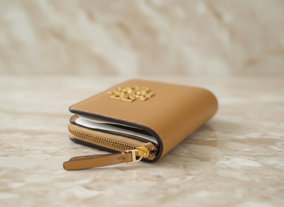 TORY BURCH SMALL BIFOLD WALLET