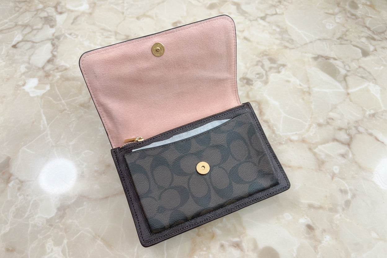 حقيبة كوتش قابلة للطي 3 في 1، حقيبة خصر/حقيبة كروس/حقيبة بودي - لون وردي فاتح، بنقشة جلد الثعبان المميزة