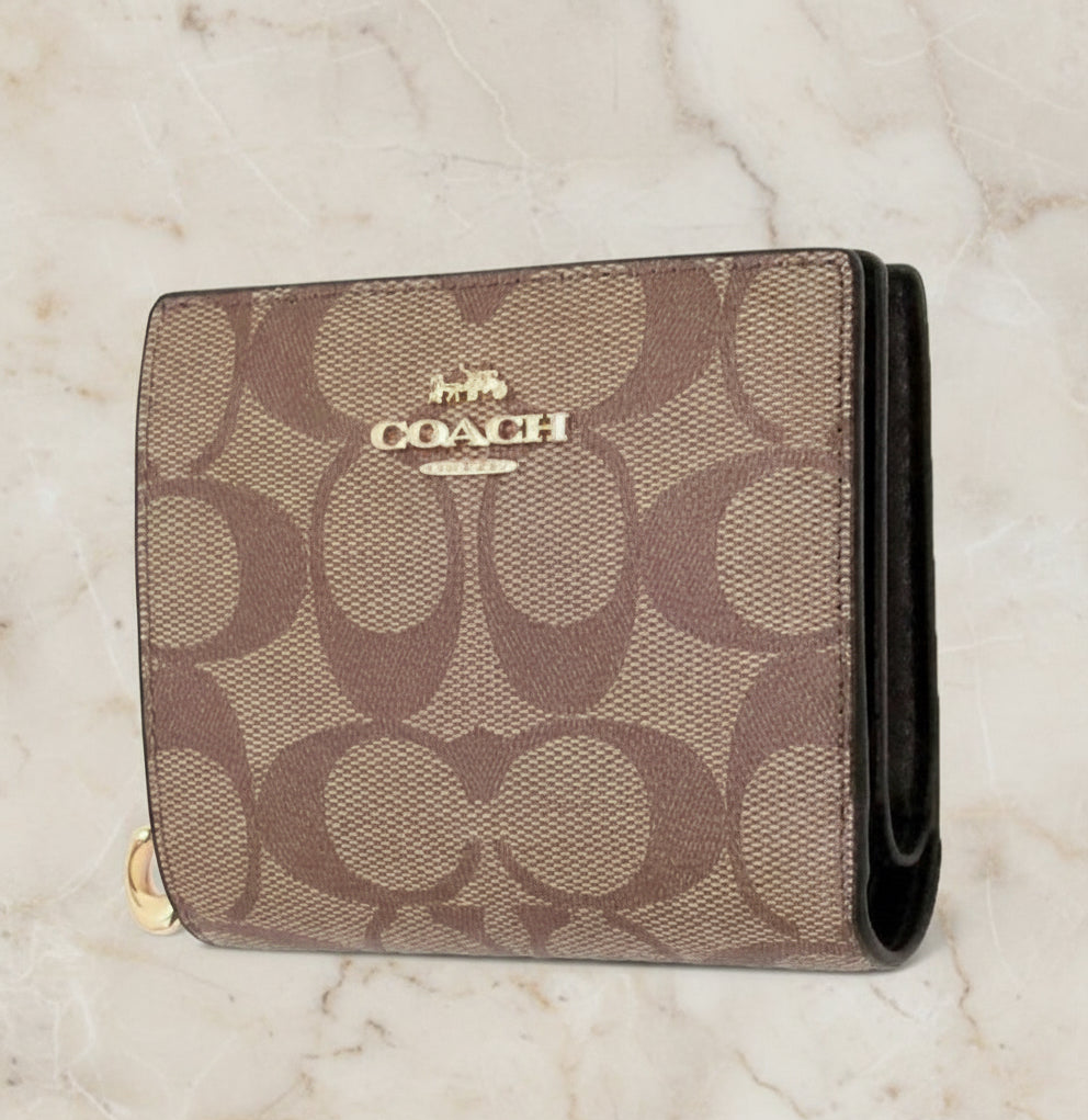 COACH SMALL SNAP BIFOLD WALLET