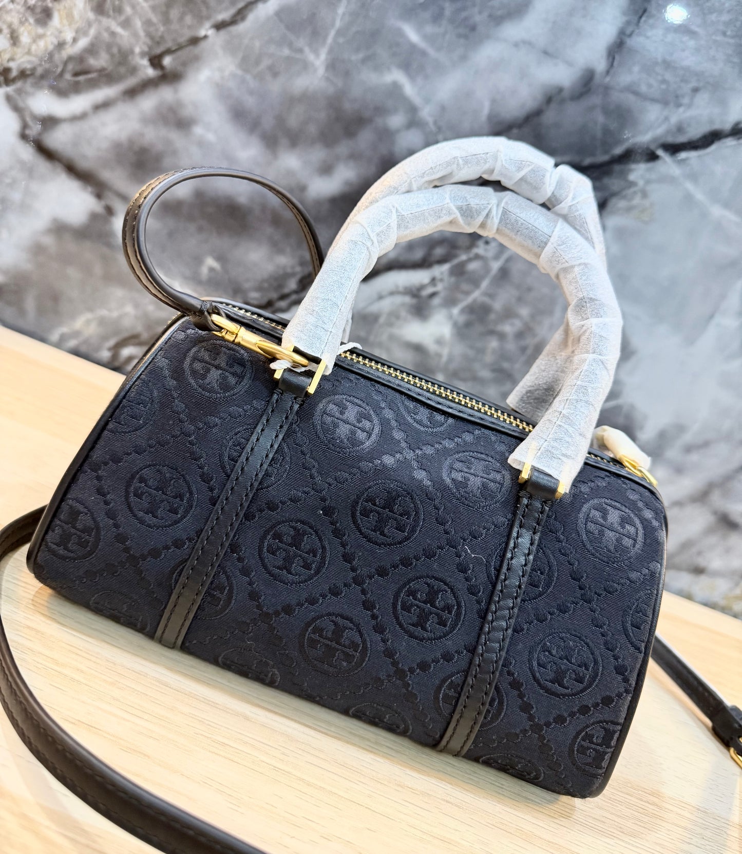 TORY BURCH PETITE JACQUARD T MONOGRAM BARREL - BLACK