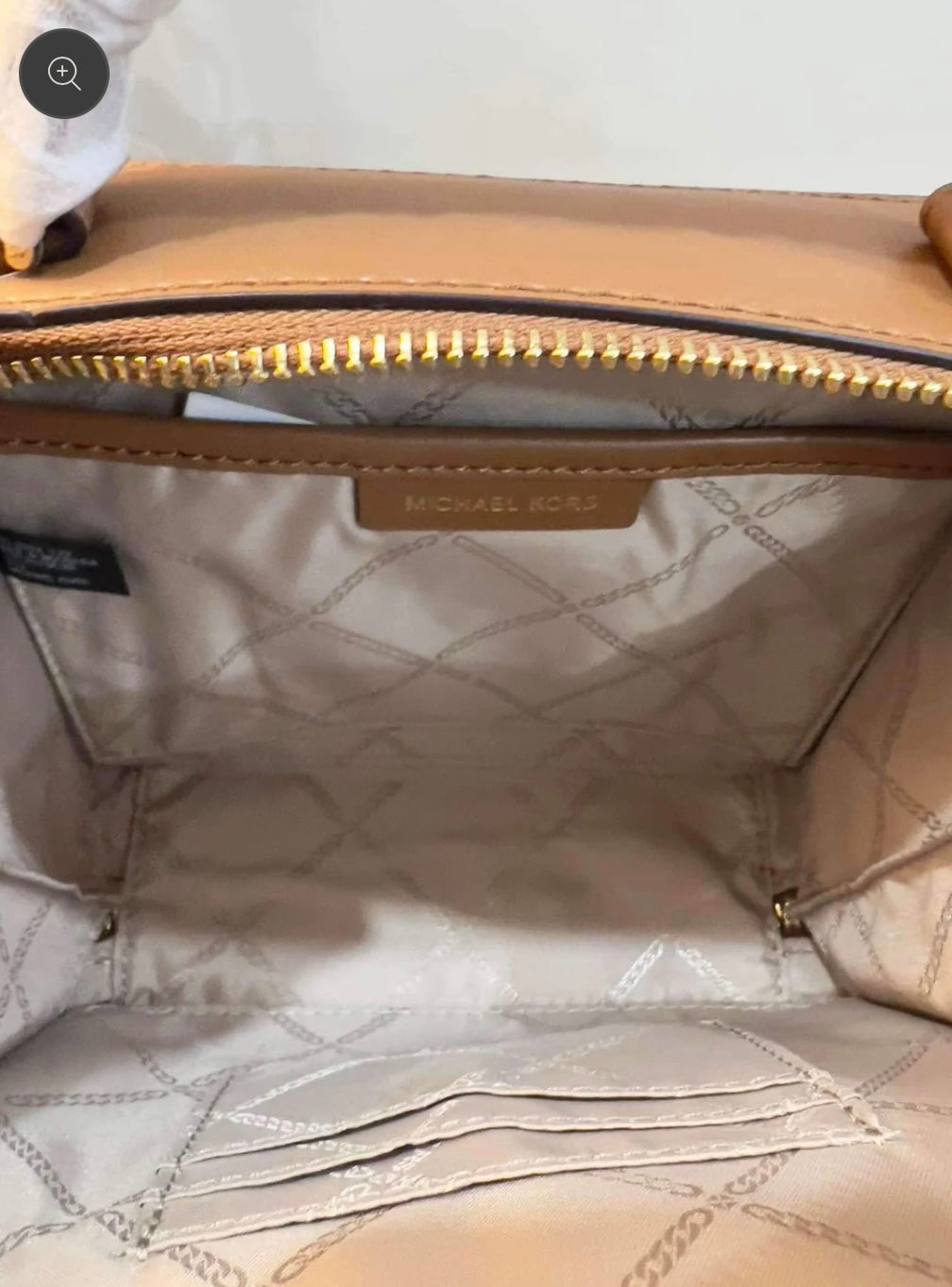 MICHAEL KORS CHARM JET SET LOGO CROSSBODY BAG ( FROM BOUTIQUE STORE )