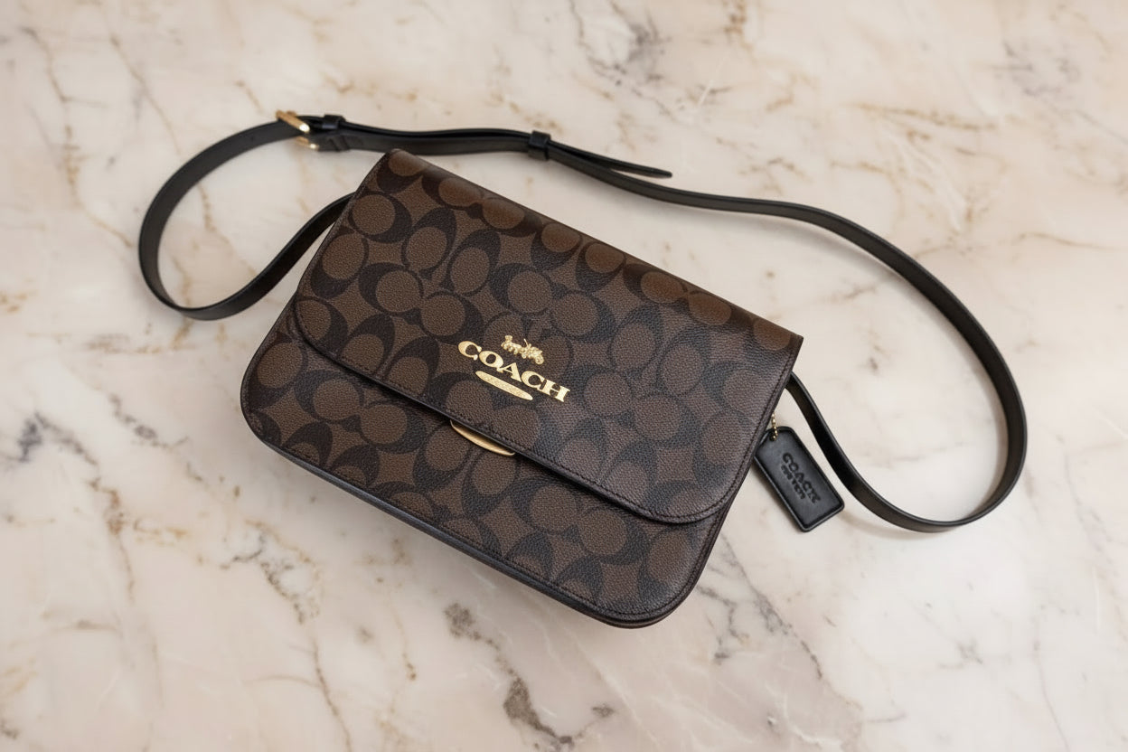 COACH BRYNN FLAP IN SIGNATURE CANVAS BROWN BLACK
