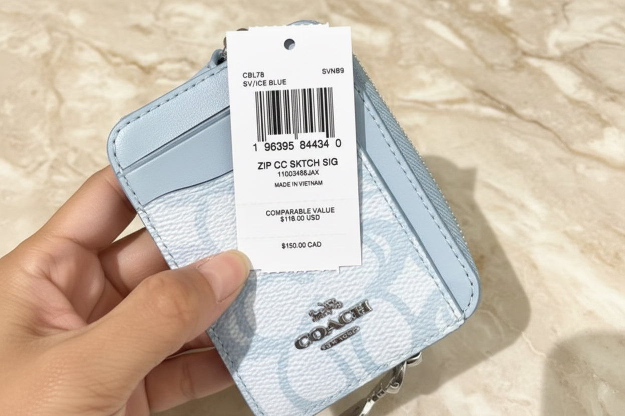 COACH ZIP CARD CASE