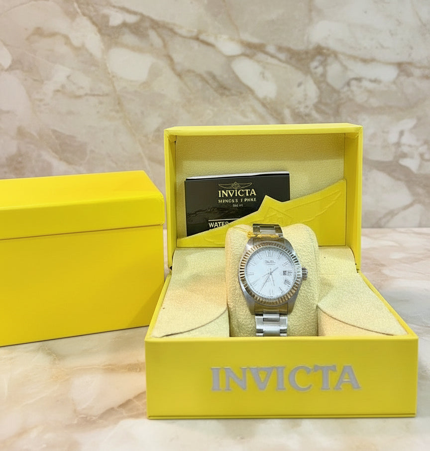 ساعة إنفيكتا - لون فضي، وجه كبير - للجنسين 