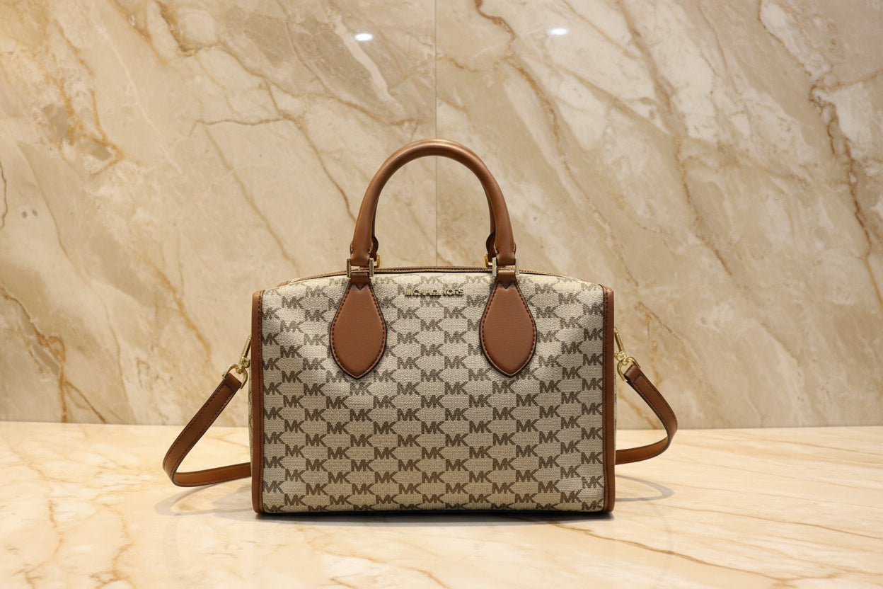 MICHAEL KORS BUNDLE CONNIE DUFFLE LARGE IN SIGNATURE CANVAS LEATHER & LARGE ZIP POUCH