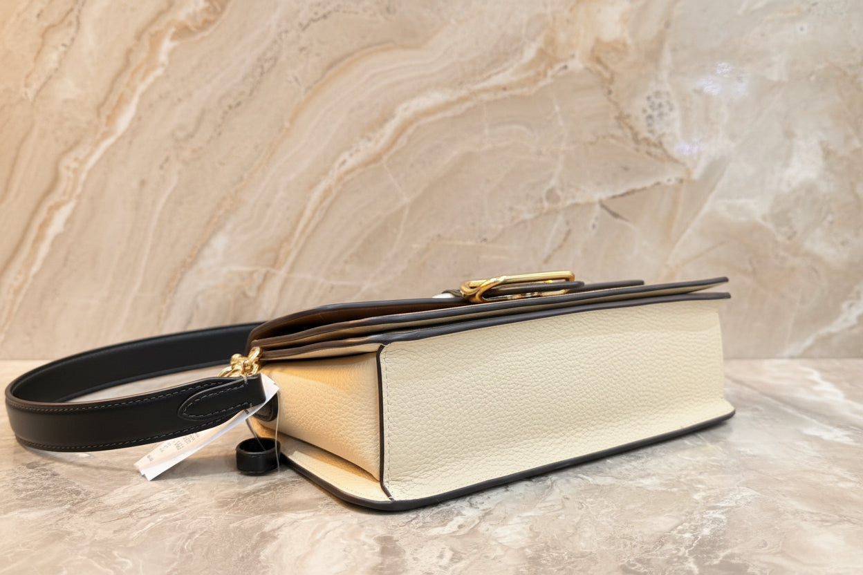 حقيبة كتف/حقيبة كروس بودي من كوتش مورغان بتصميم متعدد الألوان - كاكي متعدد