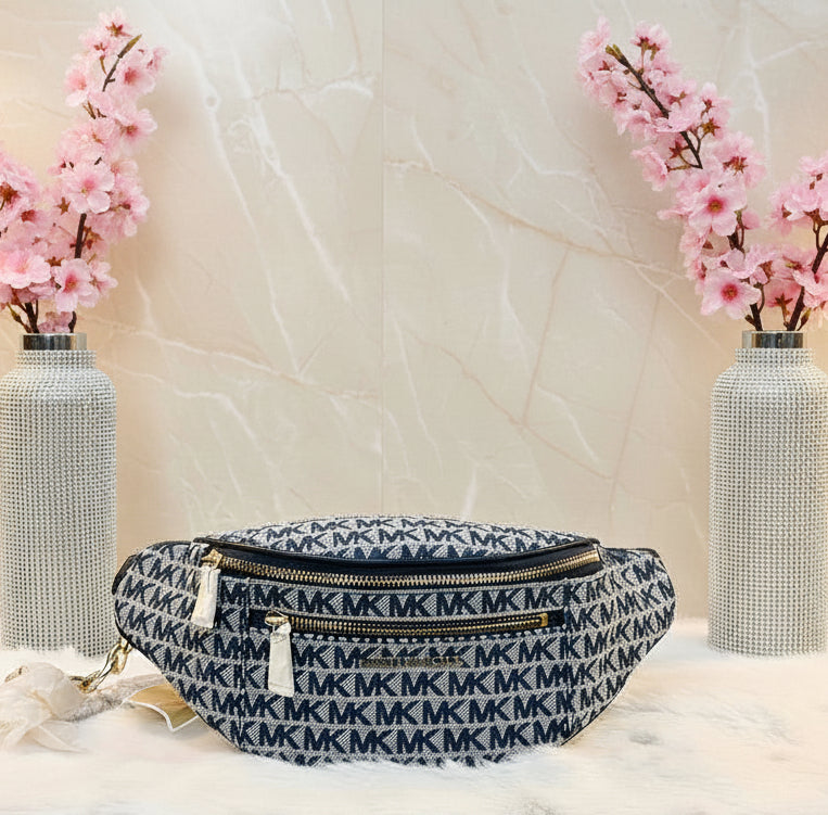 MICHAEL KORS MOTT JACQUARD SIGNATURE WAISTPACK/BELTBAG - NAVY BLUE