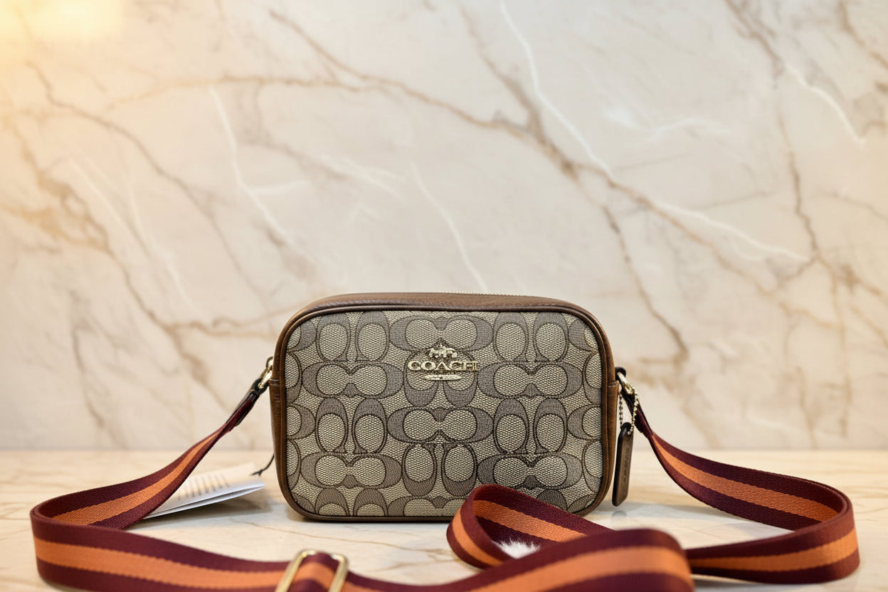 COACH JAMIE CAMERA BAG IN JACQUARD SIGNATURE - THICK STRAP