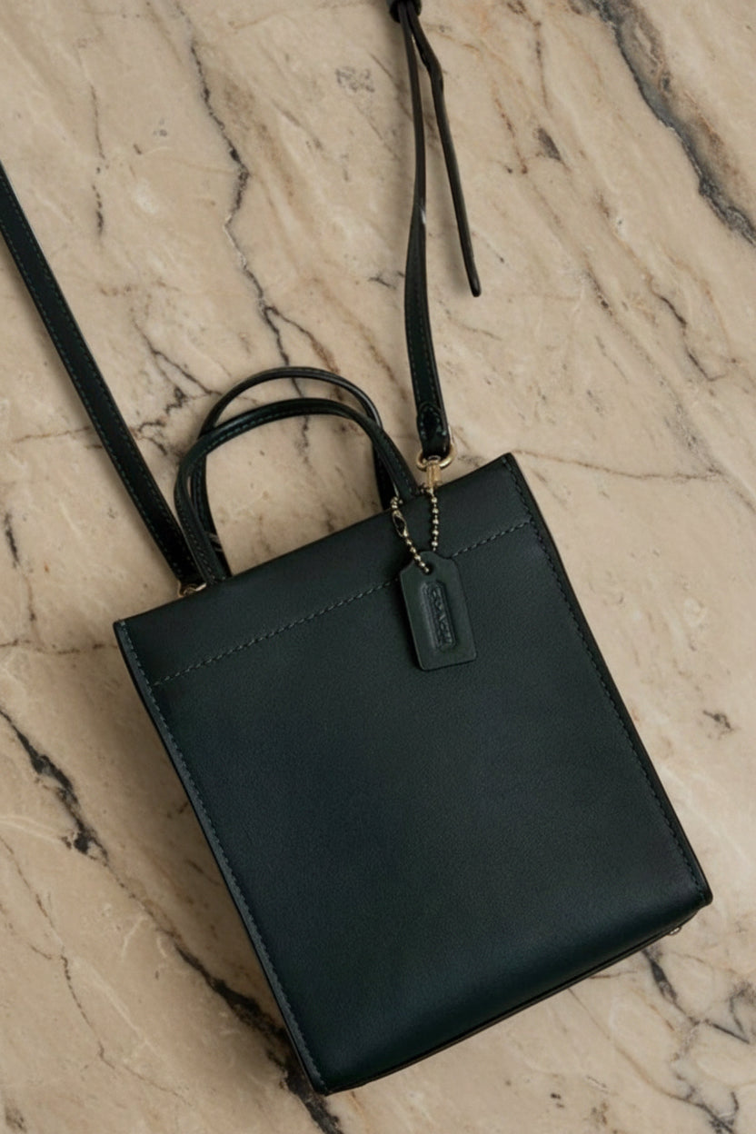 COACH CASHIN MINI TOTE - BLACK ( BOUTIQUE STORE )